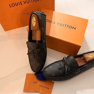 Louis Vuitton Arizona Eclipse
Men's Slip-On Loafer/moccasin/driving shoe.